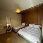 Behram Lejlighed Korce